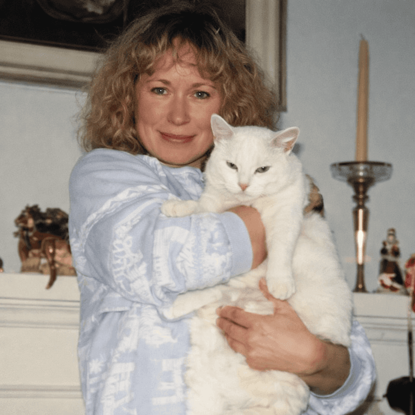 Norma Jean "Jeanie" Olsen - Photo 1