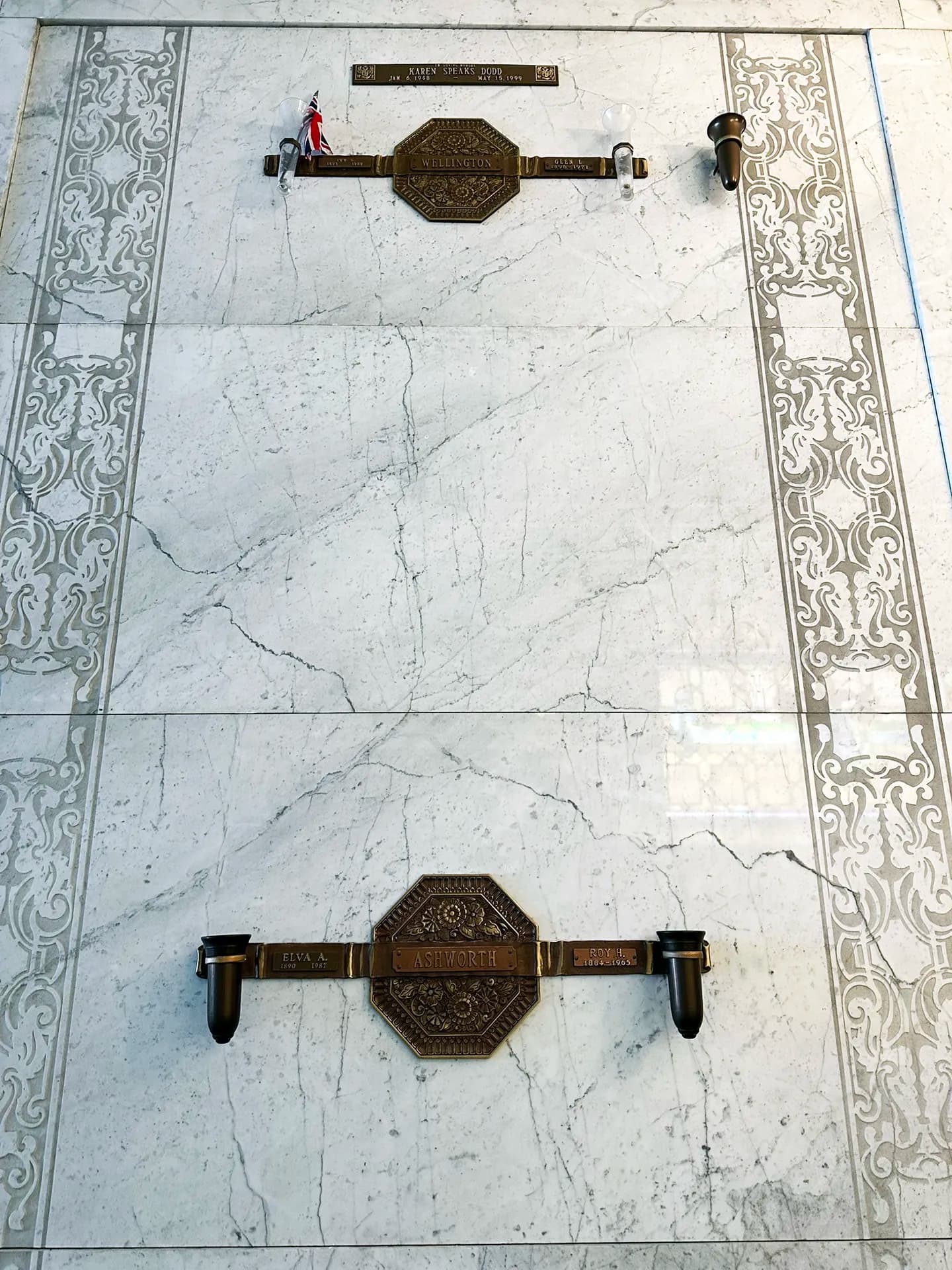 Showcasing Love and Legacy: A Guide to Pet Funeral and Memorial Services in Salt Lake City, Utah