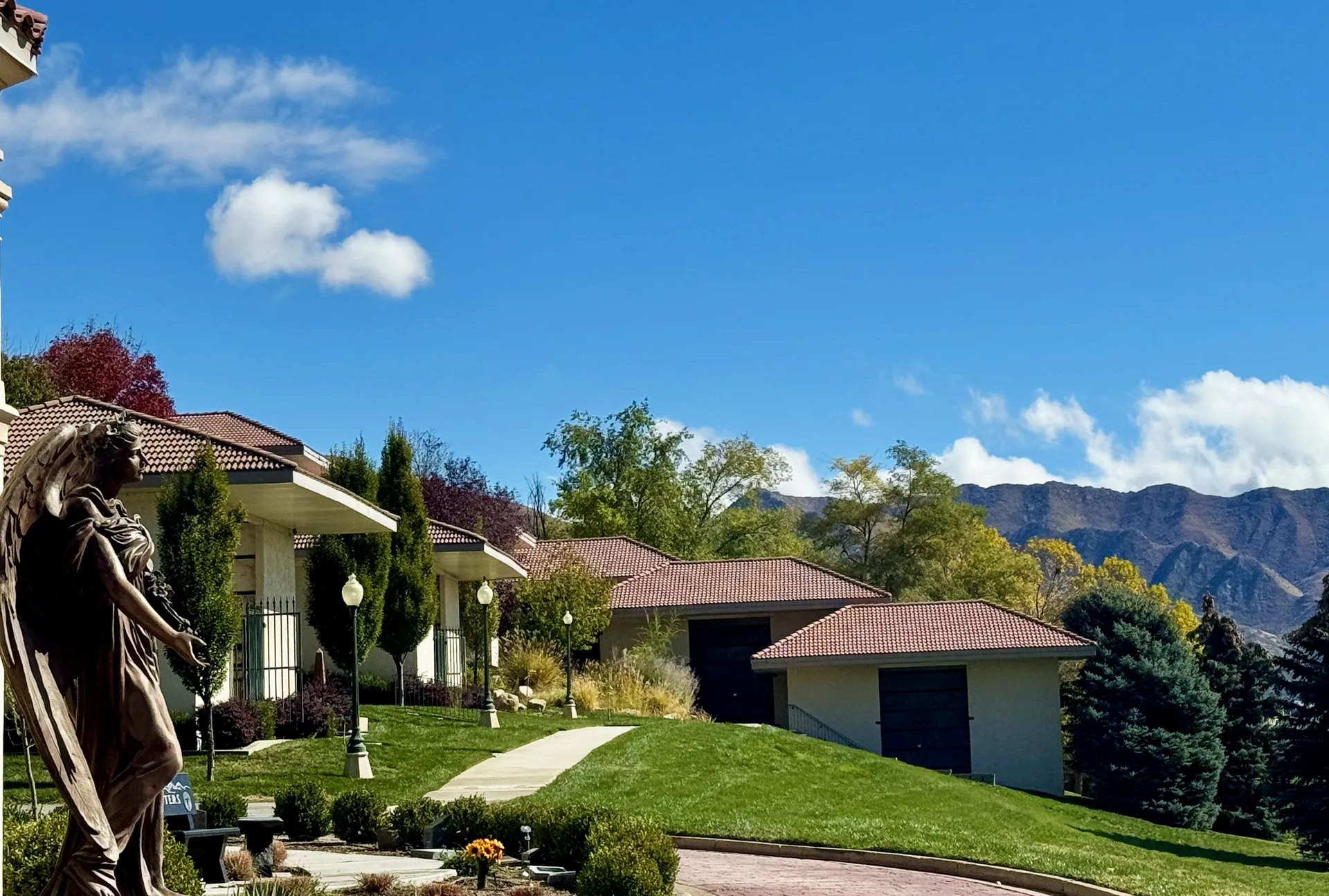 Pavillions East Cremationgarden